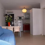 Charming Flat Near The