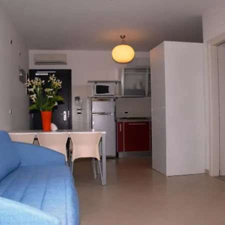 Charming Flat Near The