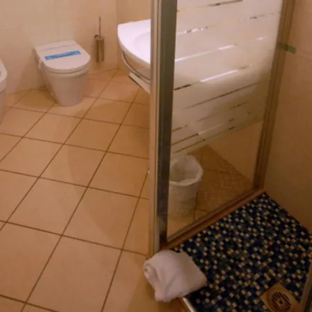 Charming Flat Near The 아파트
