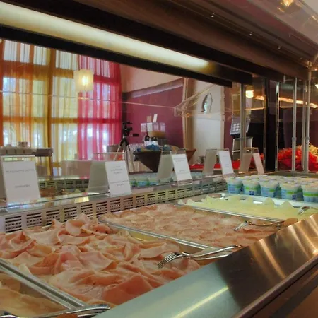 Charming Flat Near The * Bibione