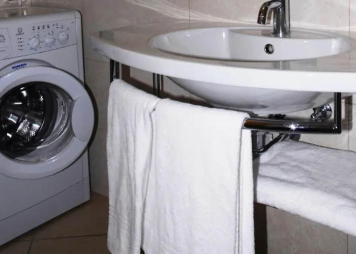 公寓 Charming Flat Near The *